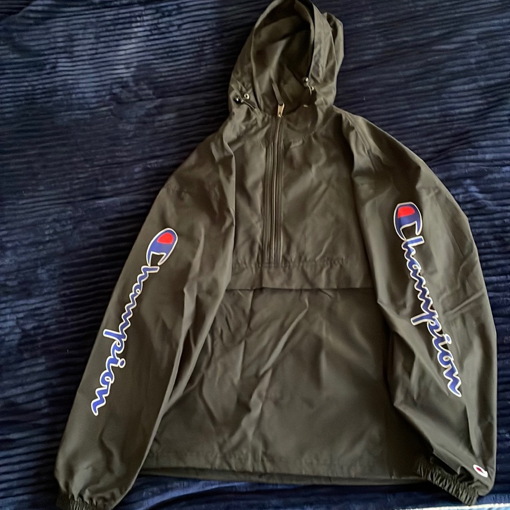 CHAMPION 3/4 zip rain jacket. Mens Medium